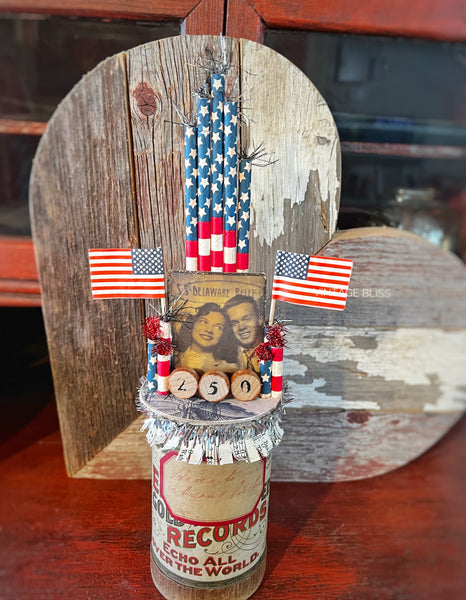 Edison 4th of July Couple Mini Decor