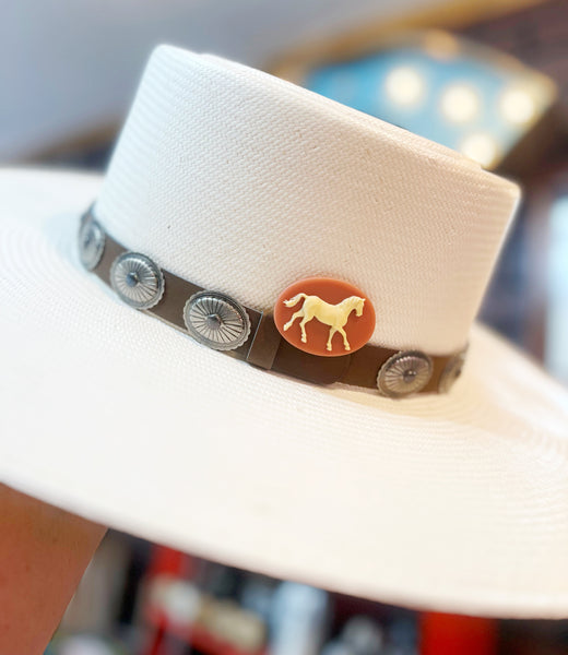 Red Dirt Horse Cameo Hat Pin