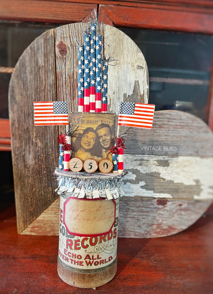 Edison 4th of July Couple Mini Decor
