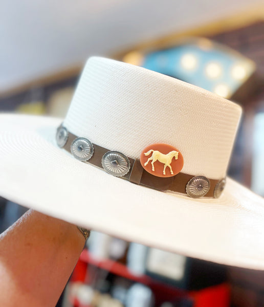 Red Dirt Horse Cameo Hat Pin