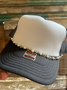 Pearl & Gold Hat Chain