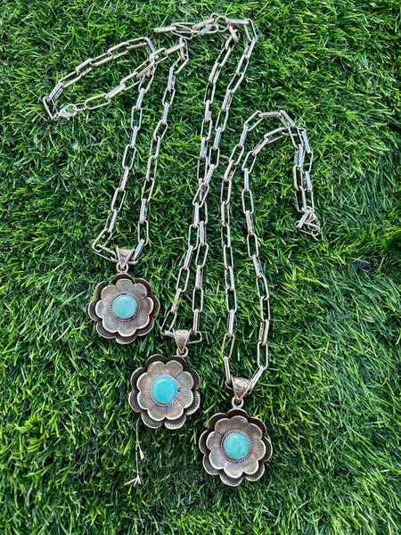Turquoise Flower Pendant Metal Chain Necklace
