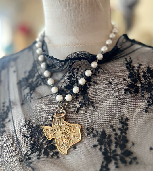 Deep in the Heart of Texas Pearl Chain Necklace