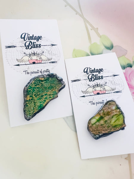 Green & Tan Color Stone Soldered Hat Pin