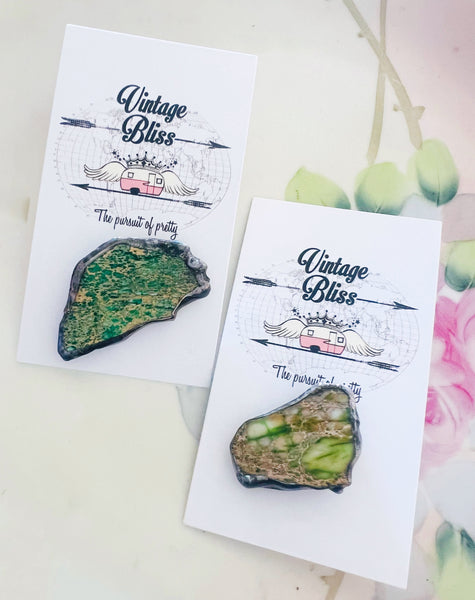 Green & Tan Color Stone Soldered Hat Pin