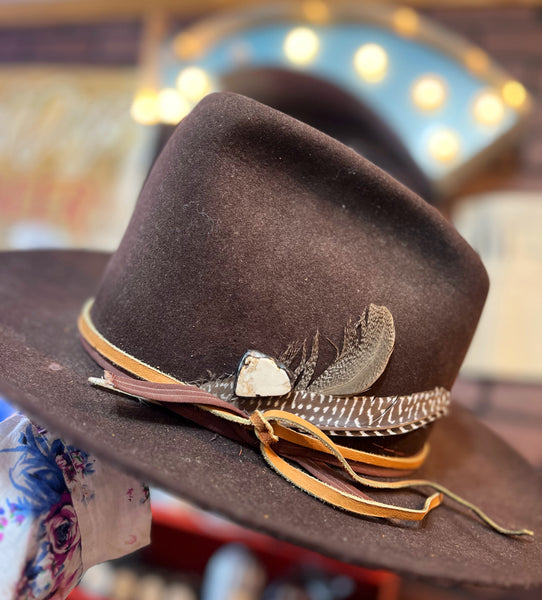 White Buffalo Color Stone Small Soldered Hat Pin