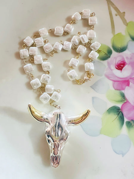 Silver Steer Head White Gold Pearl Chain Necklace