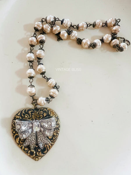 Rhinestone Bow Heart Filigree Pearl Necklace