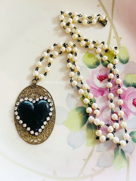 My Black Heart Filigree Necklace long pearl