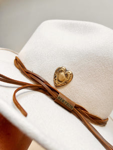 Filigree Stamped Heart Hat Pin